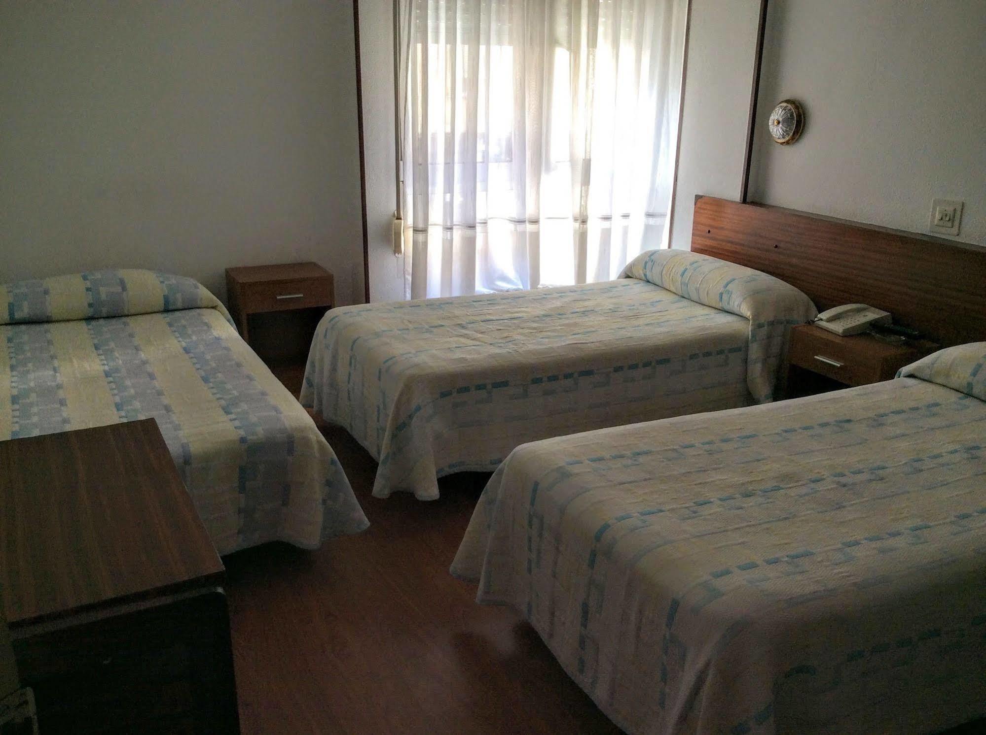 Hostal Liebana Сантандер Экстерьер фото